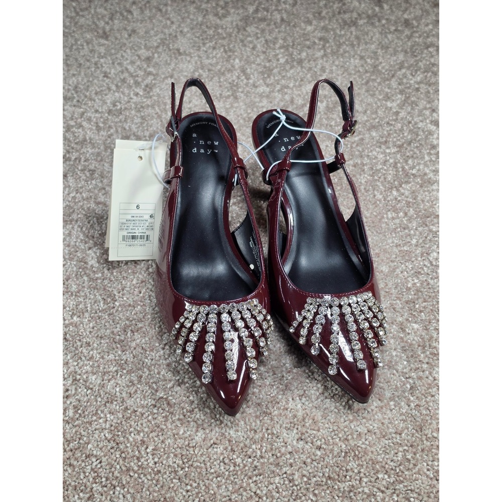 A New Day Serafina Burgundy Patent Rhinestone Slingback Pumps Kitten Heels 6